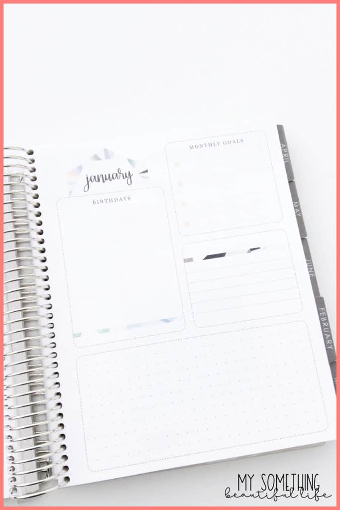 How to use an Erin Condren Deluxe Monthly Planner. The most versatile Erin Condren Planner - there are so many ways to use the Deluxe Monthly Planner to organize your life. #erincondren #deluxemonthlyplanner #plannerideas