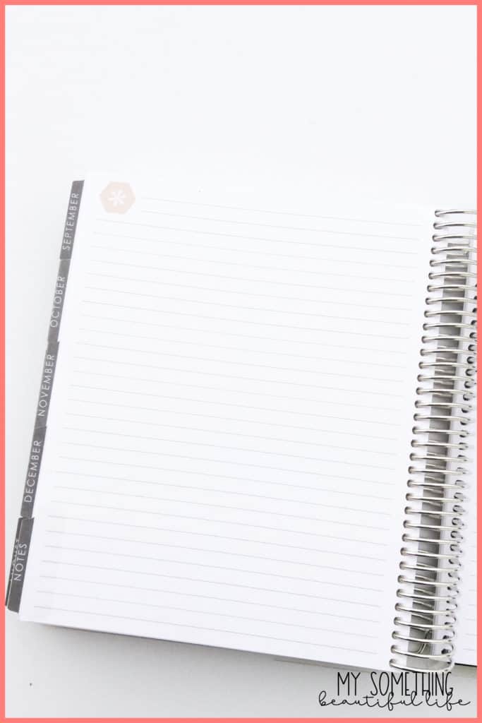 How to use an Erin Condren Deluxe Monthly Planner. The most versatile Erin Condren Planner - there are so many ways to use the Deluxe Monthly Planner to organize your life. #erincondren #deluxemonthlyplanner #plannerideas