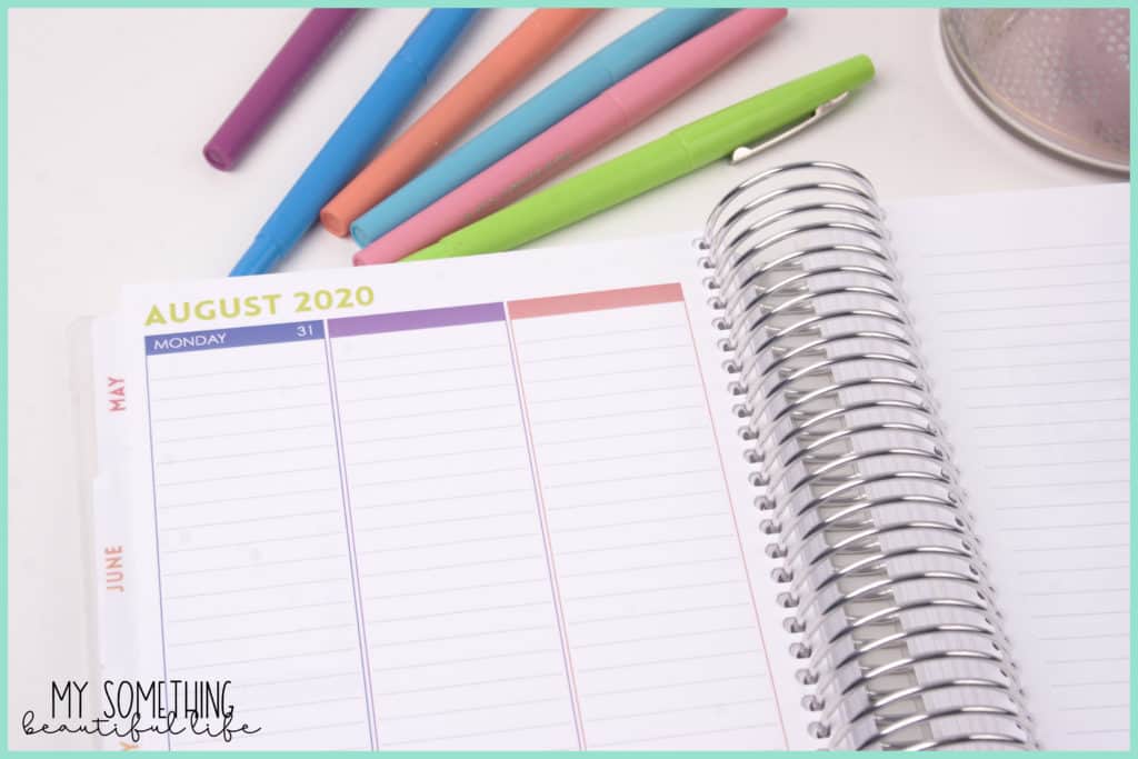 Purple Trail Planner Review - How I'm using the Purple Trail Content Planner for my blog and business #blogplanner #purpletrail #plannerreview #businessplanner