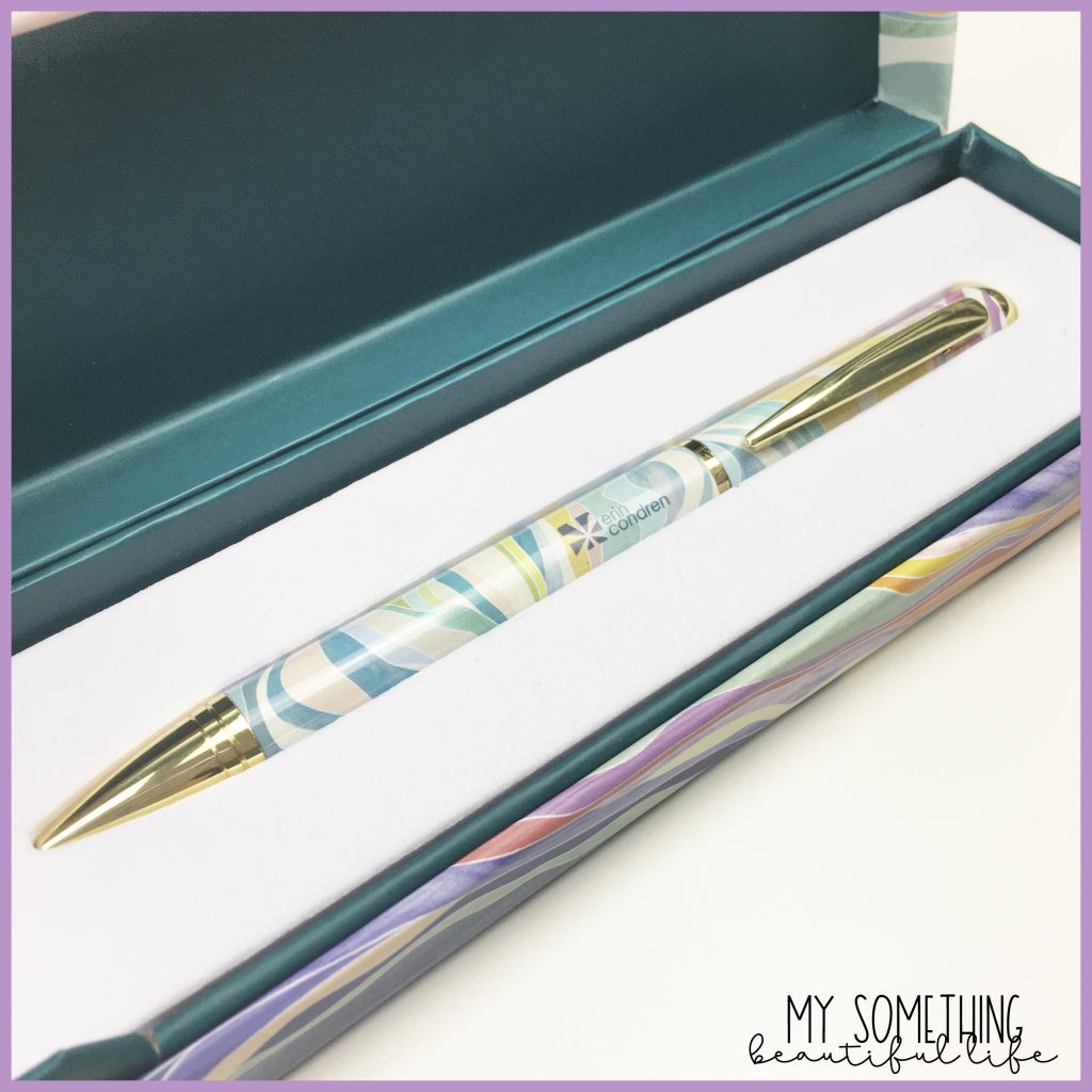 2020-2021 Erin Condren LifePlanner Review | Organize your life with the new Erin Condren Life Planner | Layers Colorful Hourly | #erincondren #eclp #planners