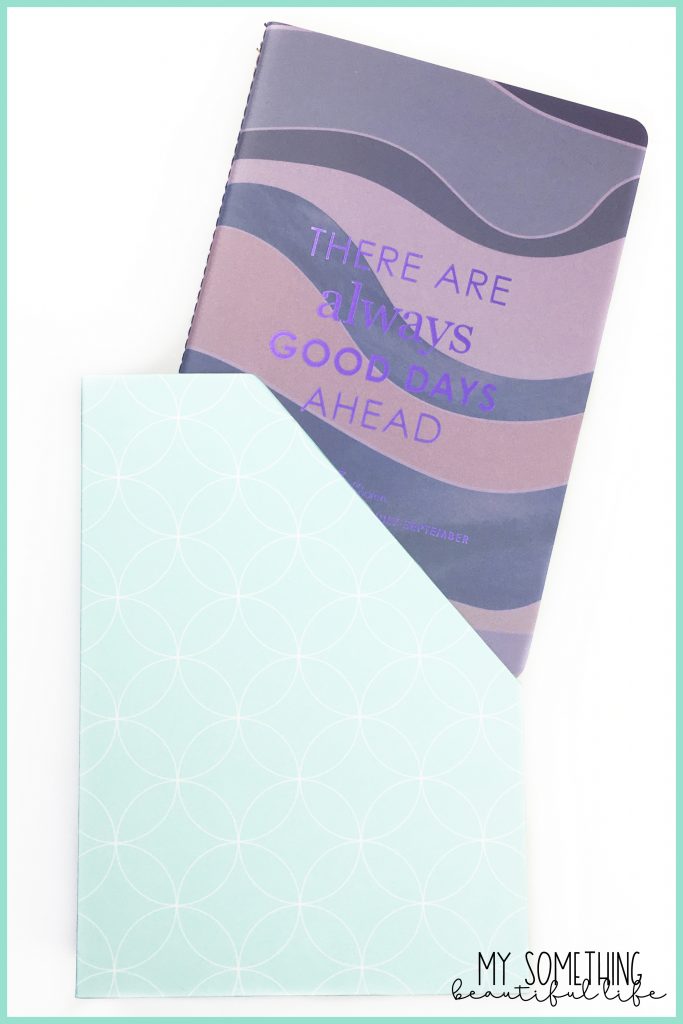 The Erin Condren Petite Planners are a flexible Traveler's Notebook style planning system that allows you to choose individual planners that are helpful to you. #erincondren #travelersnotebook #petiteplanners